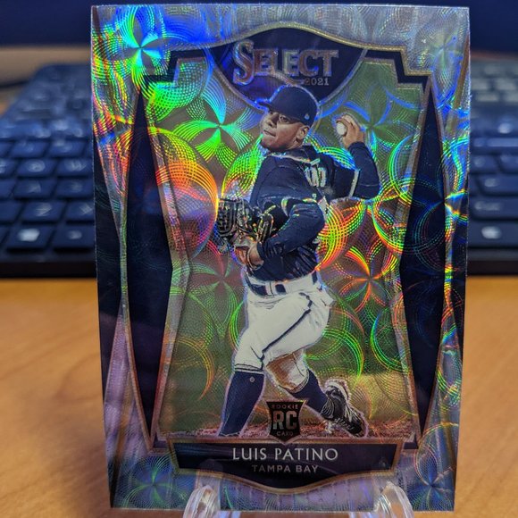 Lot - 2021 Select - Scope Prizm - Picture 3 of 3